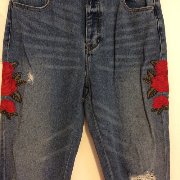 PacSun Embroidered roses Mom’s Jeans sz 29 - Picture 8 of 11